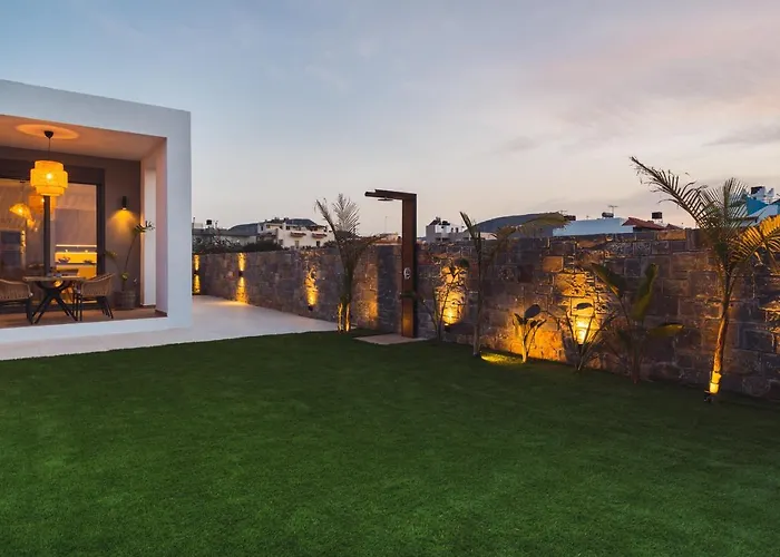 Nagia Luxury Family Villas