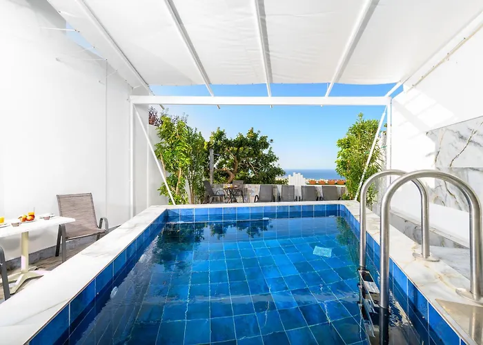 More Crete Village House In Koutouloufari - 6 Guests - Pool